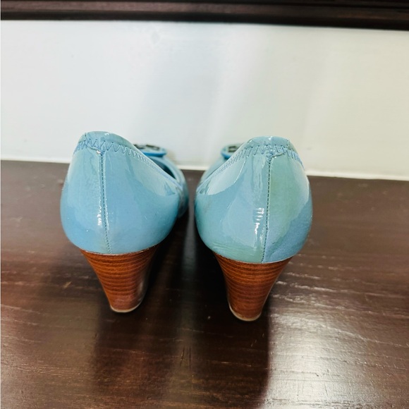 Tory Burch Light Blue open Toe Wedges. Size 9 - Picture 3 of 5
